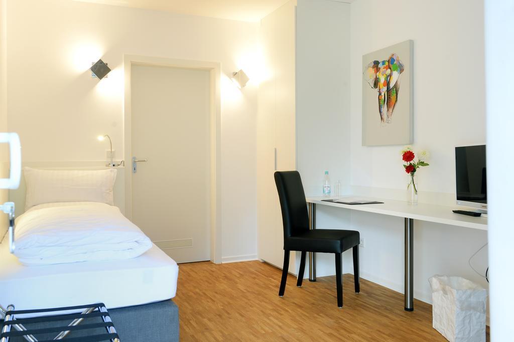 Bed&Breakfast Meerbusch Kamer foto